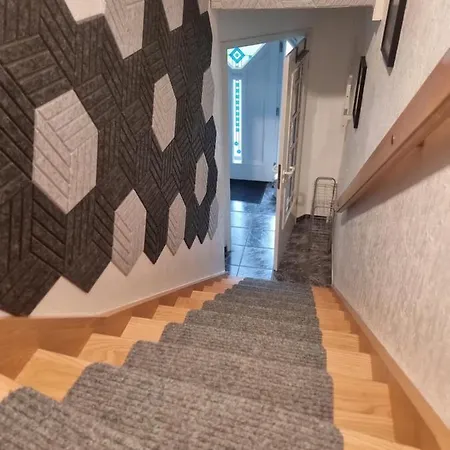 Sweet Apartment *